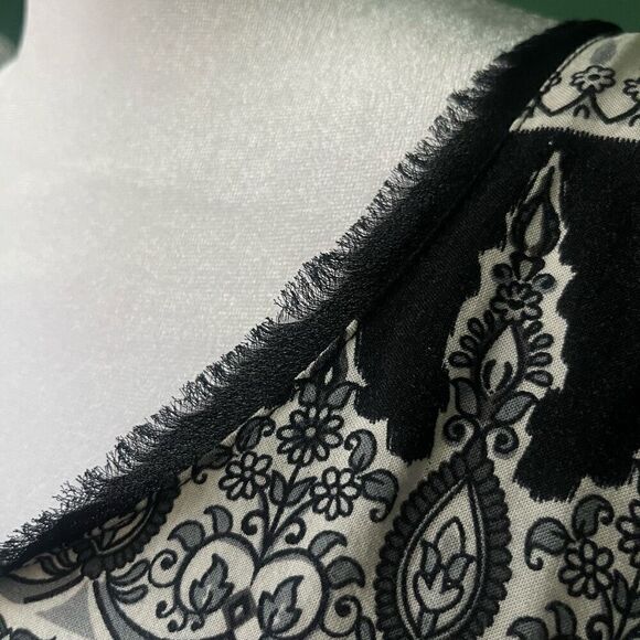 Torrid Plus Size 1X Black/White/Gray Abstract Full Skirt Short Sleeve Dress - Picture 7 of 13